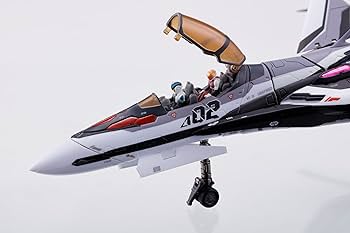Amazon.co.jp: TAMASHII NATIONS DX超合金 マクロスデルタ VF